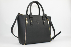 New Handbags with Zipper Designs for Womens Collections of Bags